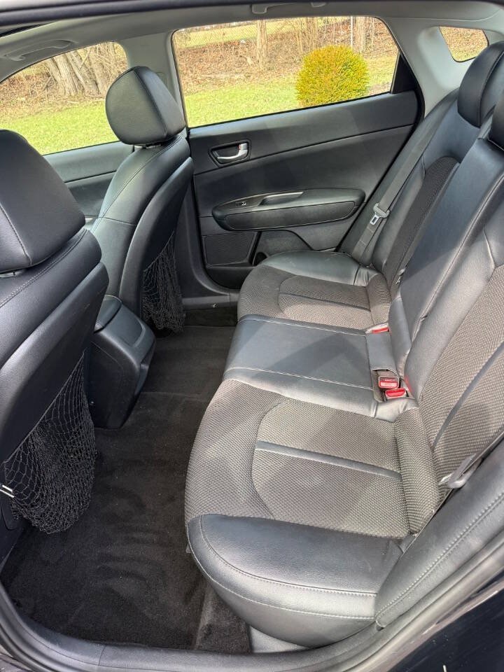Used 2019 Kia Optima S w/ S Panoramic Sunroof Package FWD image 13