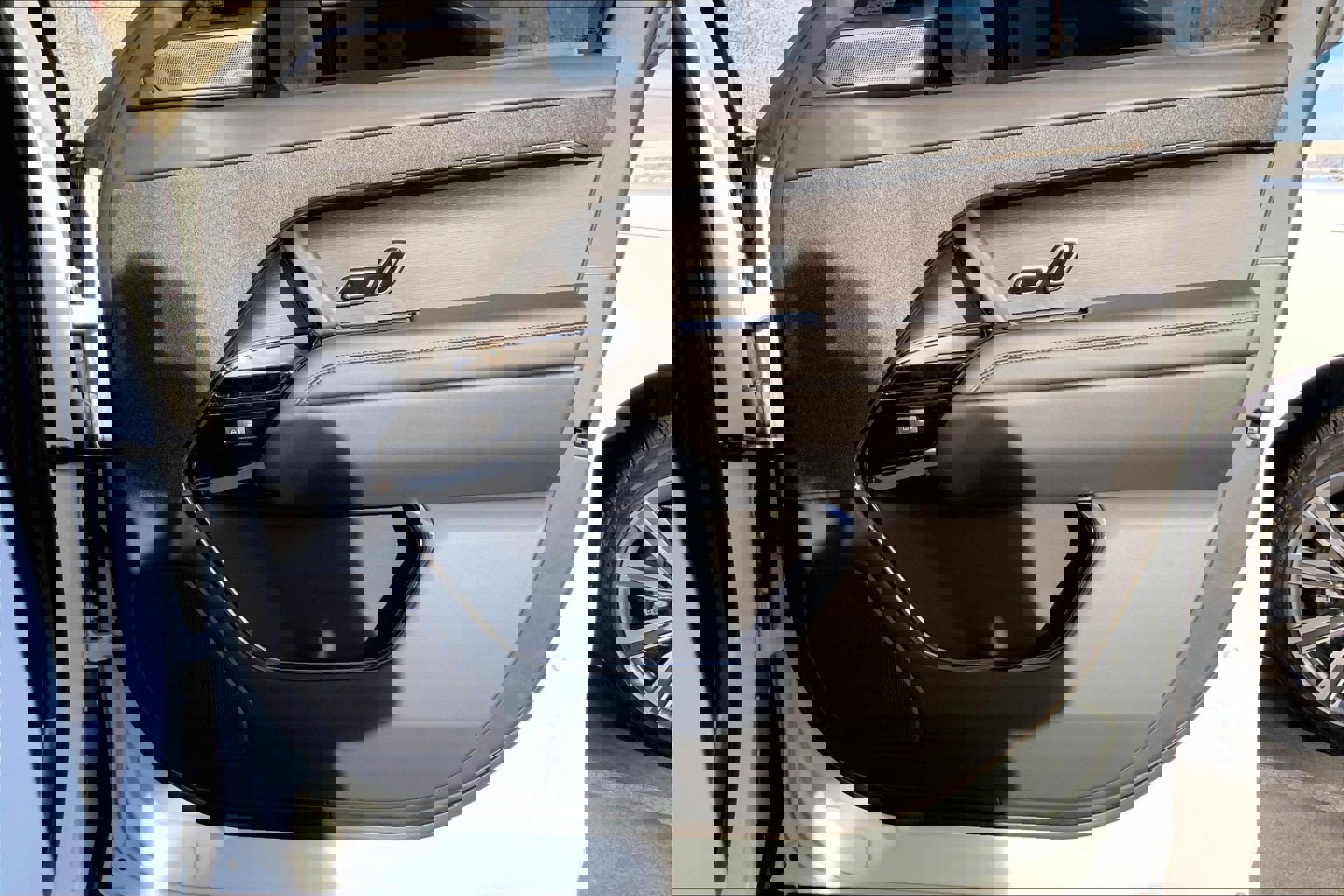 Used 2025 Land Rover Range Rover Sport Dynamic SE image 21