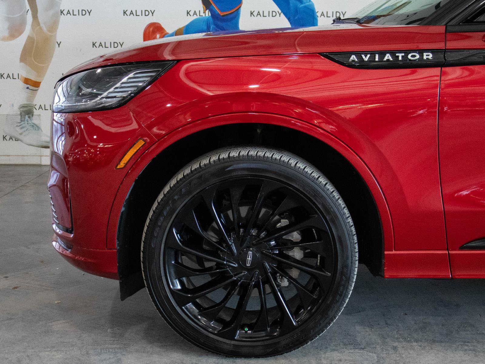 Used 2025 Lincoln Aviator Reserve w/ Equipment Group 201A image 17