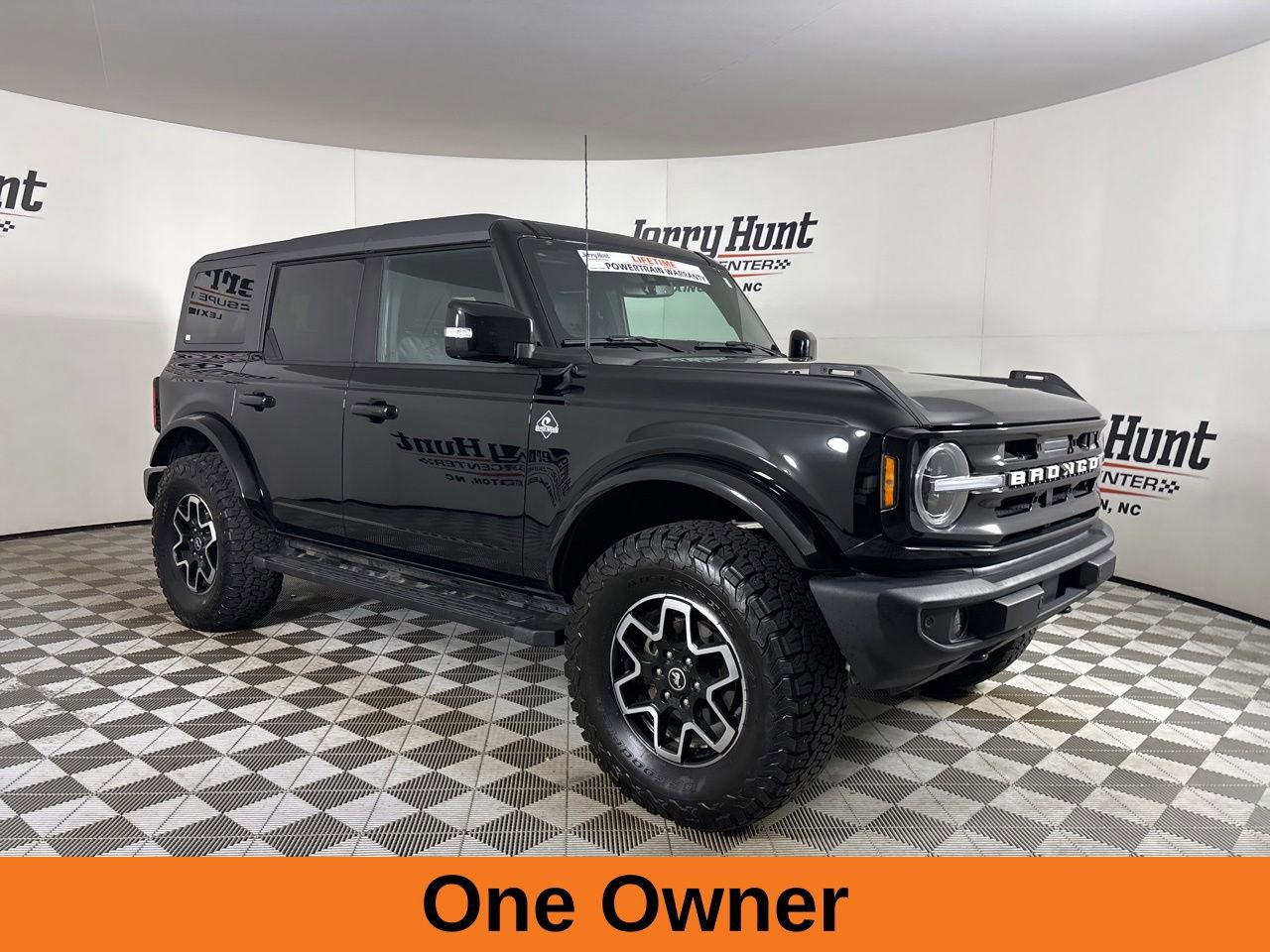 Used 2023 Ford Bronco Outer Banks AWD/4WD image 4