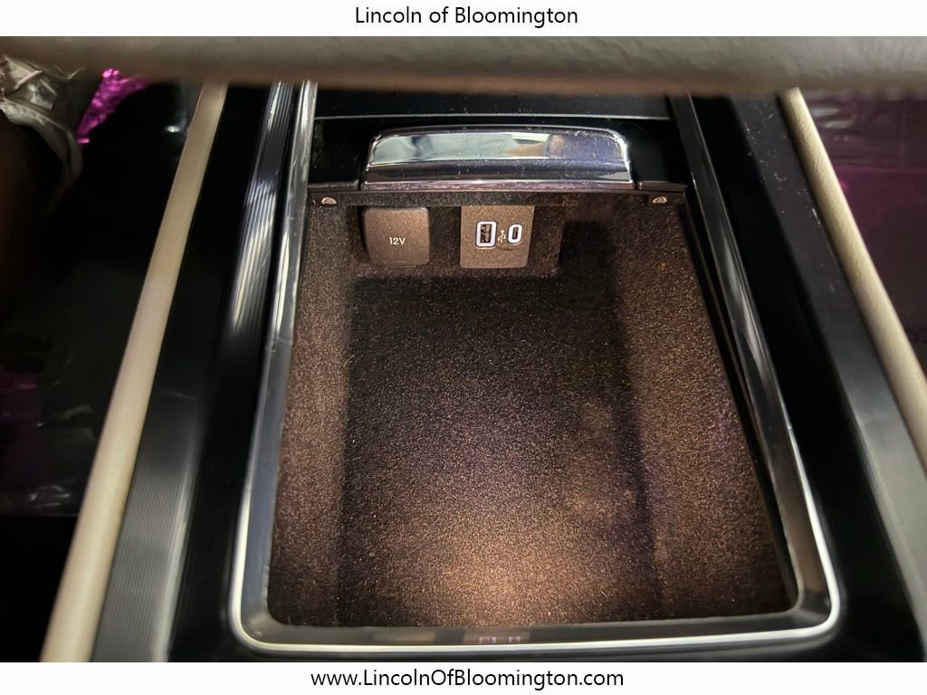 Certified 2022 Lincoln Corsair Reserve w/ Elements Package image 38