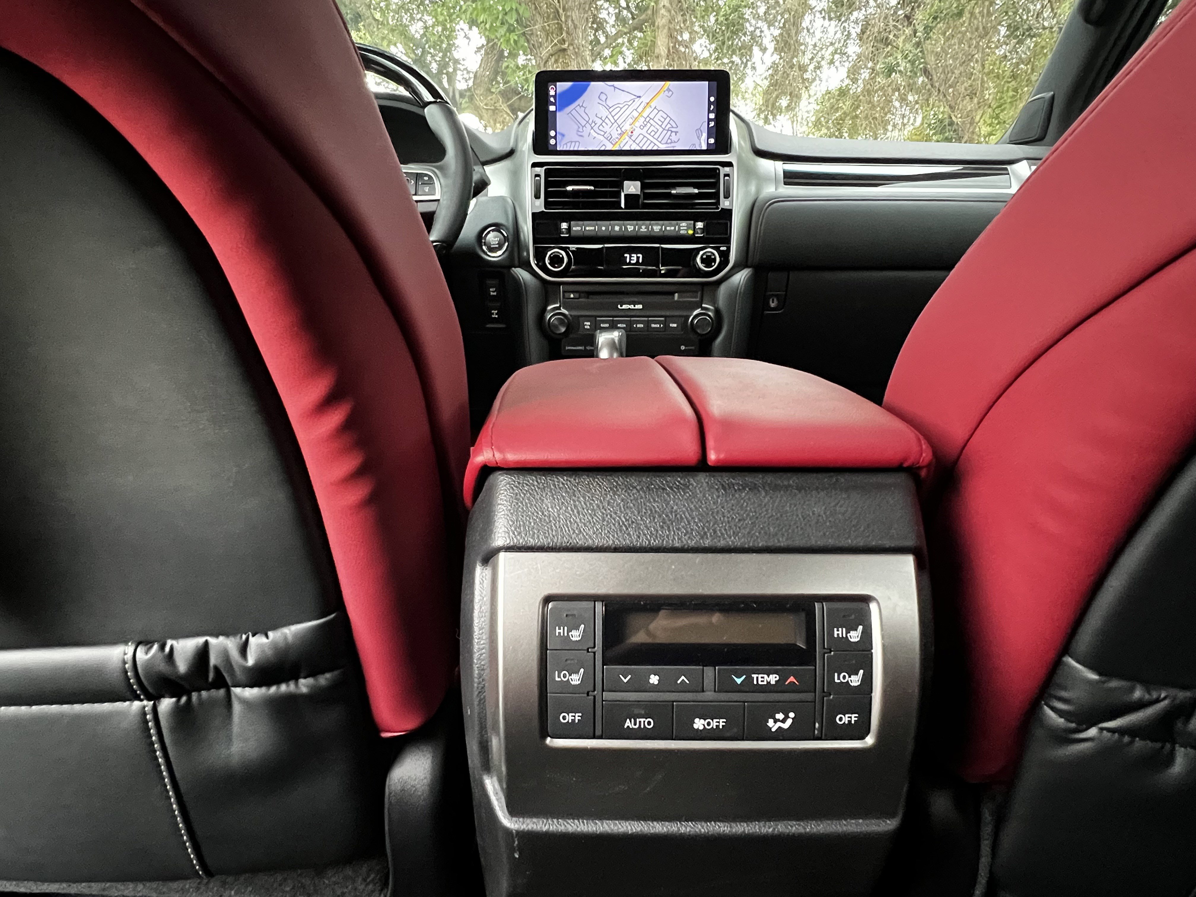 Used 2023 Lexus GX 460 Premium w/ Premium Package AWD/4WD image 38