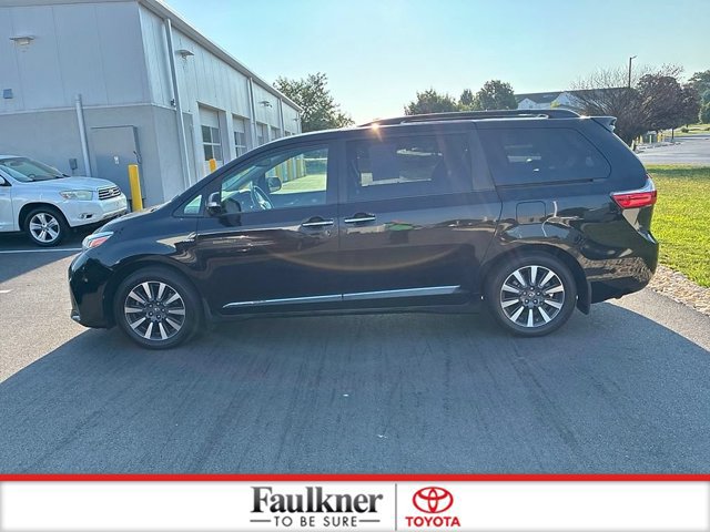 Certified 2018 Toyota Sienna Limited Premium AWD/4WD image 16