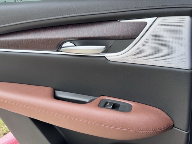 New 2026 Cadillac XT5 Premium Luxury w/ LPO, Floor Liner Package image 19