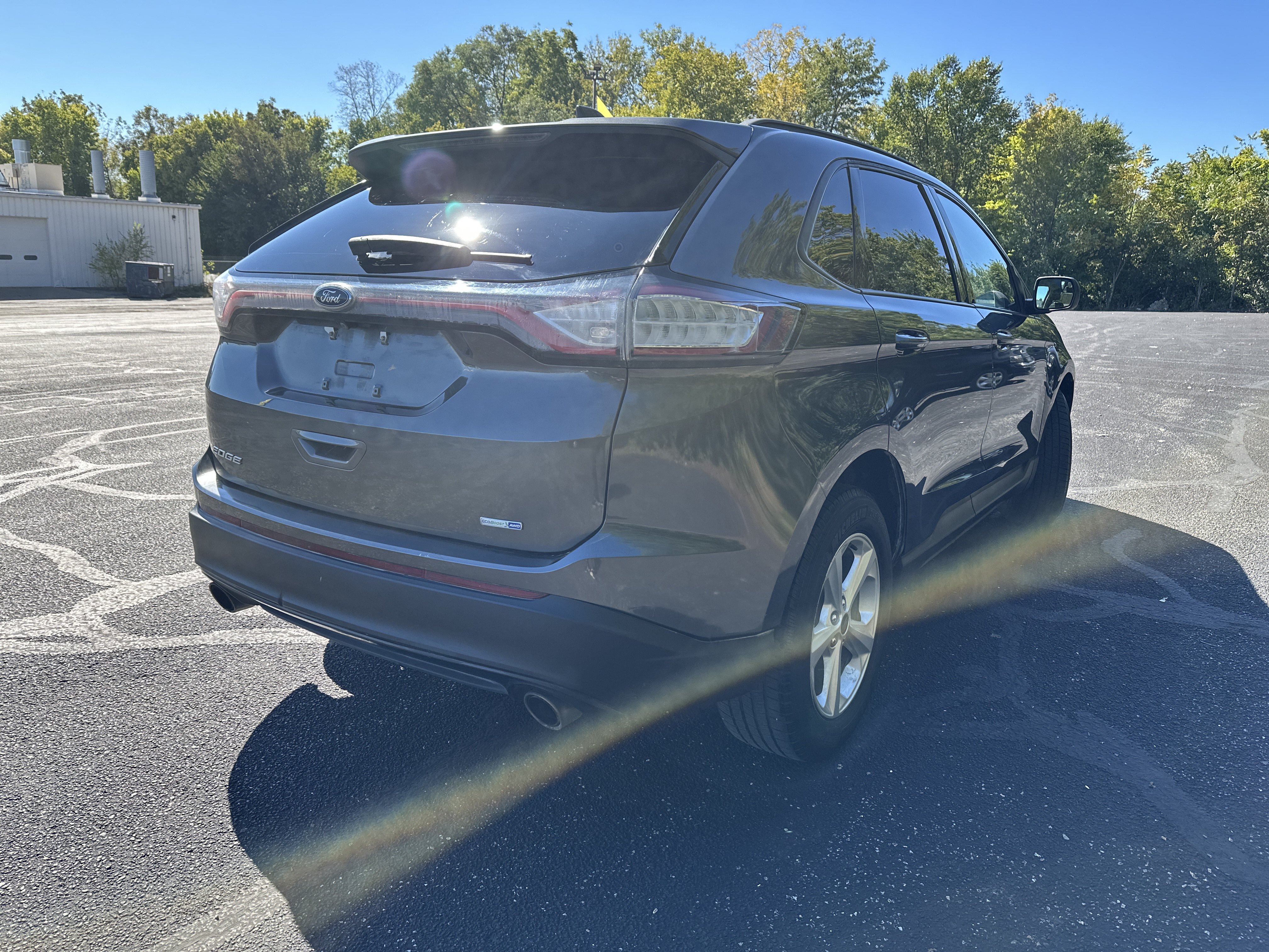 Used 2018 Ford Edge SE AWD/4WD image 7