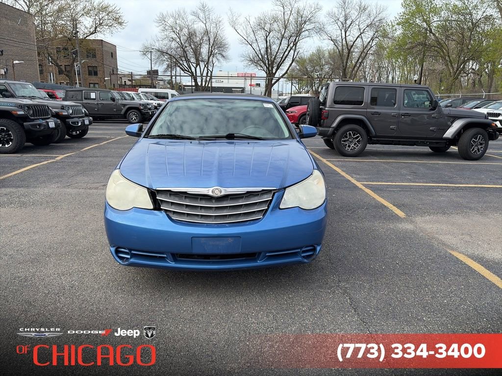 Used 2008 Chrysler Sebring Touring FWD image 2
