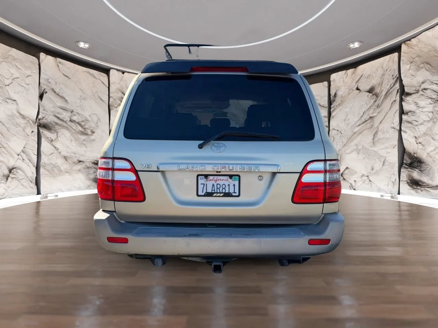 Used 2004 Toyota Land Cruiser w/ Convenience Pkg AWD/4WD image 7
