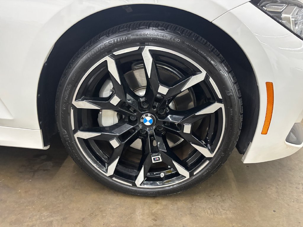 Used 2026 BMW 330i xDrive Sedan w/ M Sport Package AWD/4WD image 38