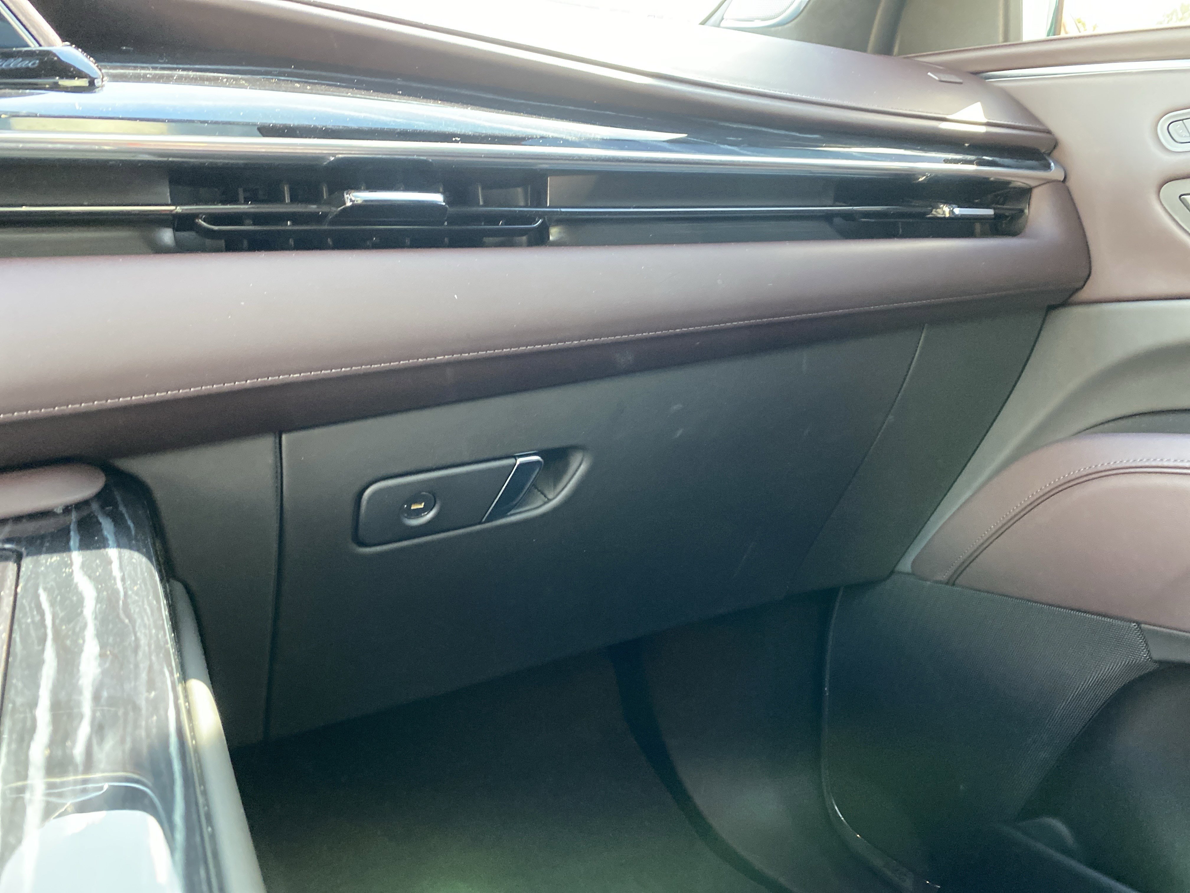 Used 2023 Cadillac Escalade V image 38