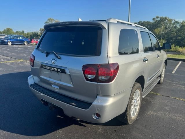 Used 2020 Toyota Sequoia Platinum AWD/4WD image 3