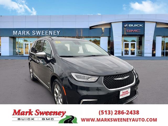 Used 2023 Chrysler Pacifica Limited image 4