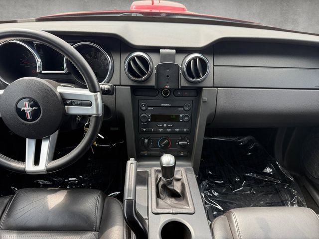 Used 2007 Ford Mustang GT Premium RWD image 3