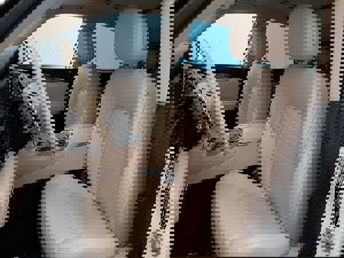 Used 2019 Maserati Levante S image 7