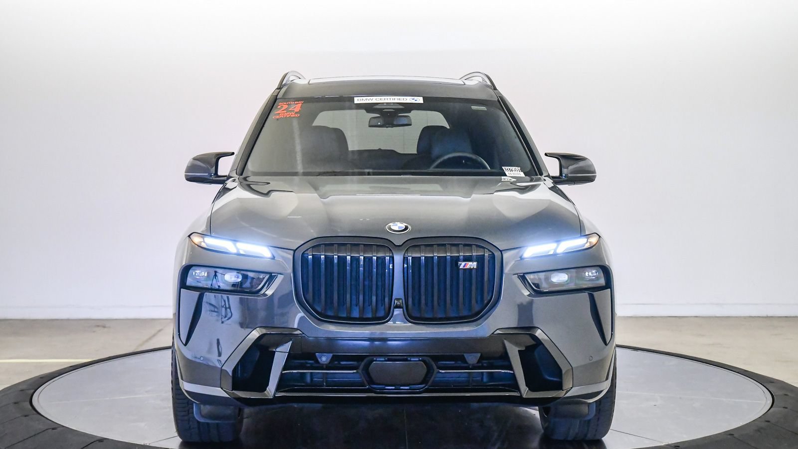 Used 2024 BMW X7 M60i w/ Climate Comfort Package AWD/4WD image 7