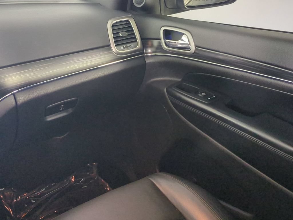 Used 2020 Jeep Grand Cherokee Limited RWD image 20