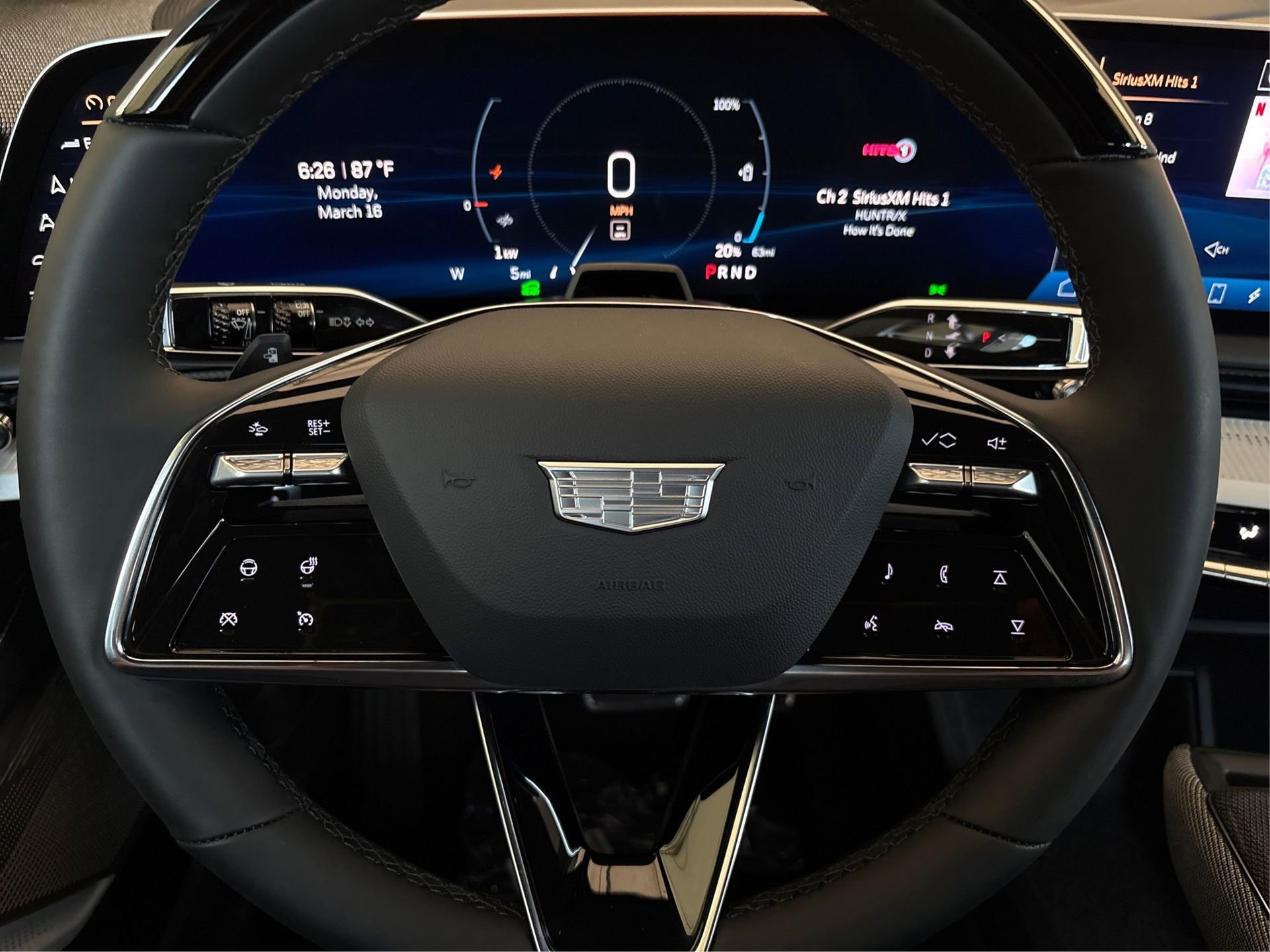 New 2026 Cadillac Optiq Luxury 1 image 19