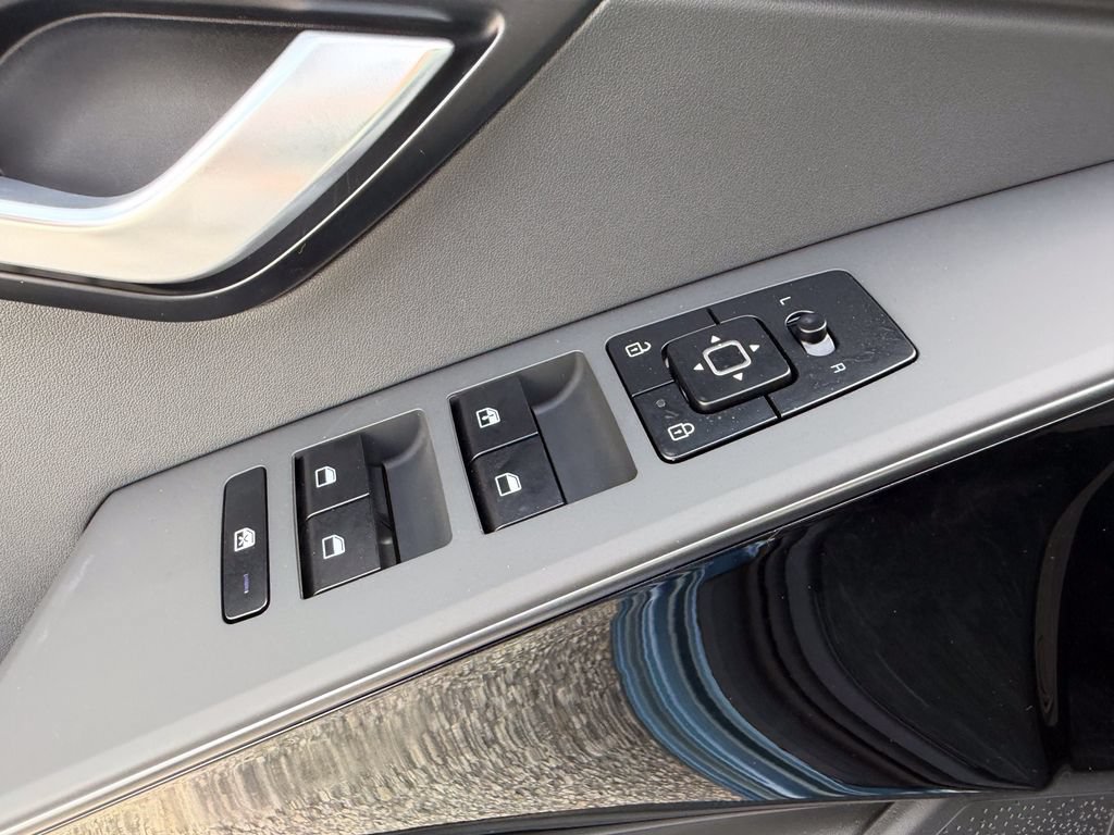 New 2026 Kia Niro EX FWD image 18