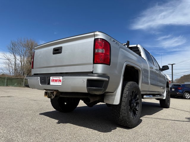 Used 2015 GMC Sierra 2500 Denali w/ Suspension Package, Off-Road AWD/4WD image 16
