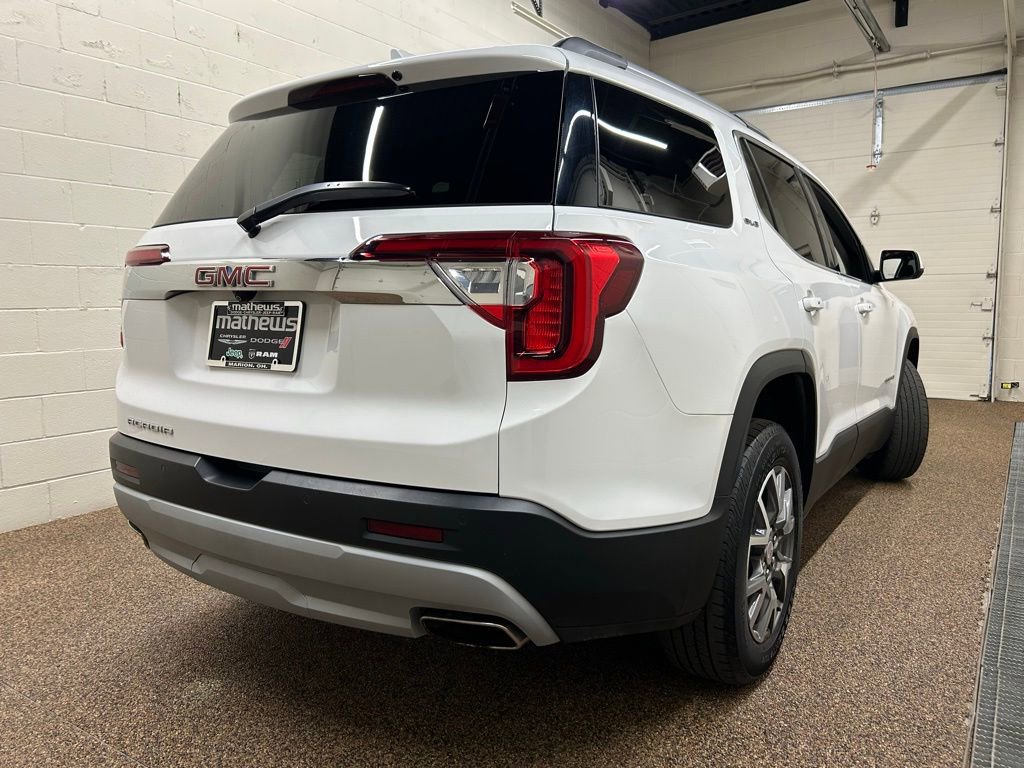 Used 2022 GMC Acadia SLE w/ Driver Convenience Package FWD image 2