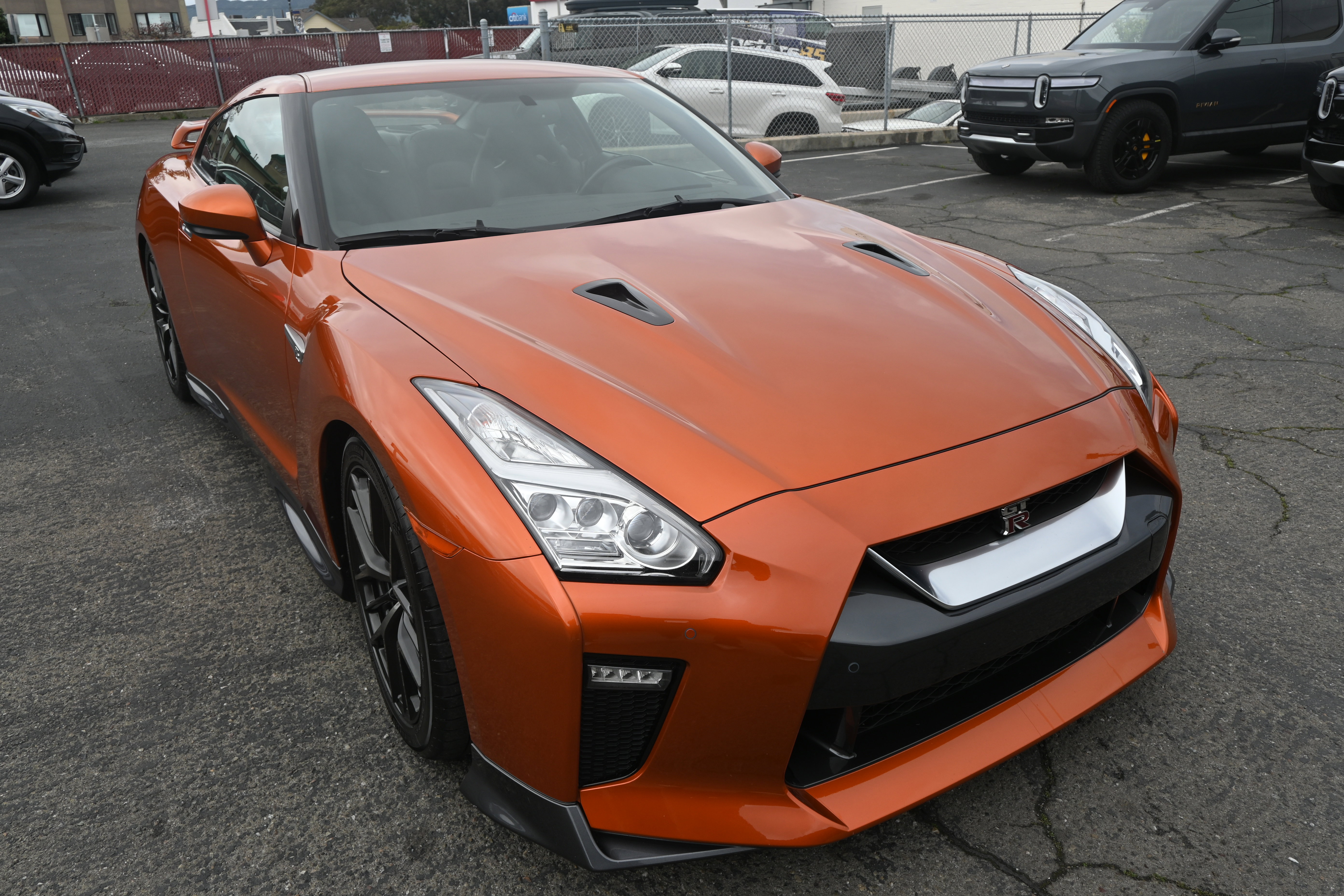 Used 2017 Nissan GT-R Premium AWD/4WD image 27