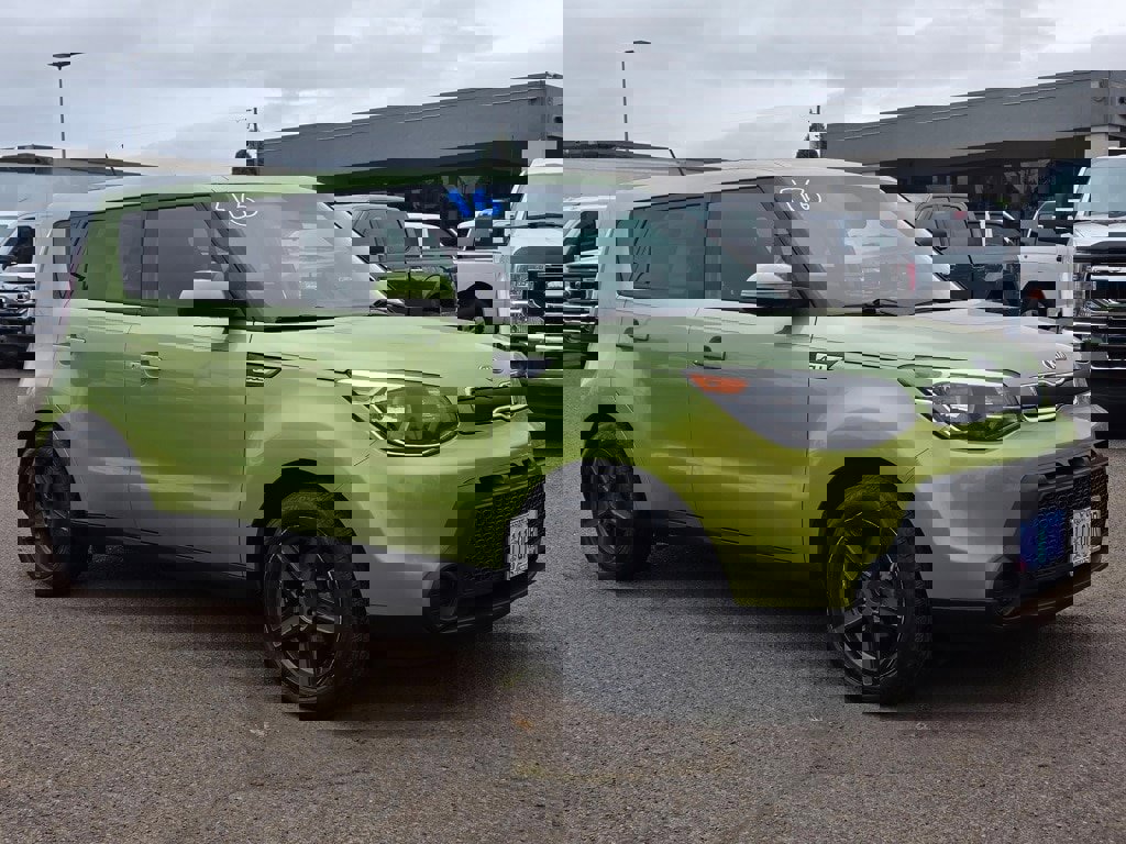 Used 2016 Kia Soul image 29