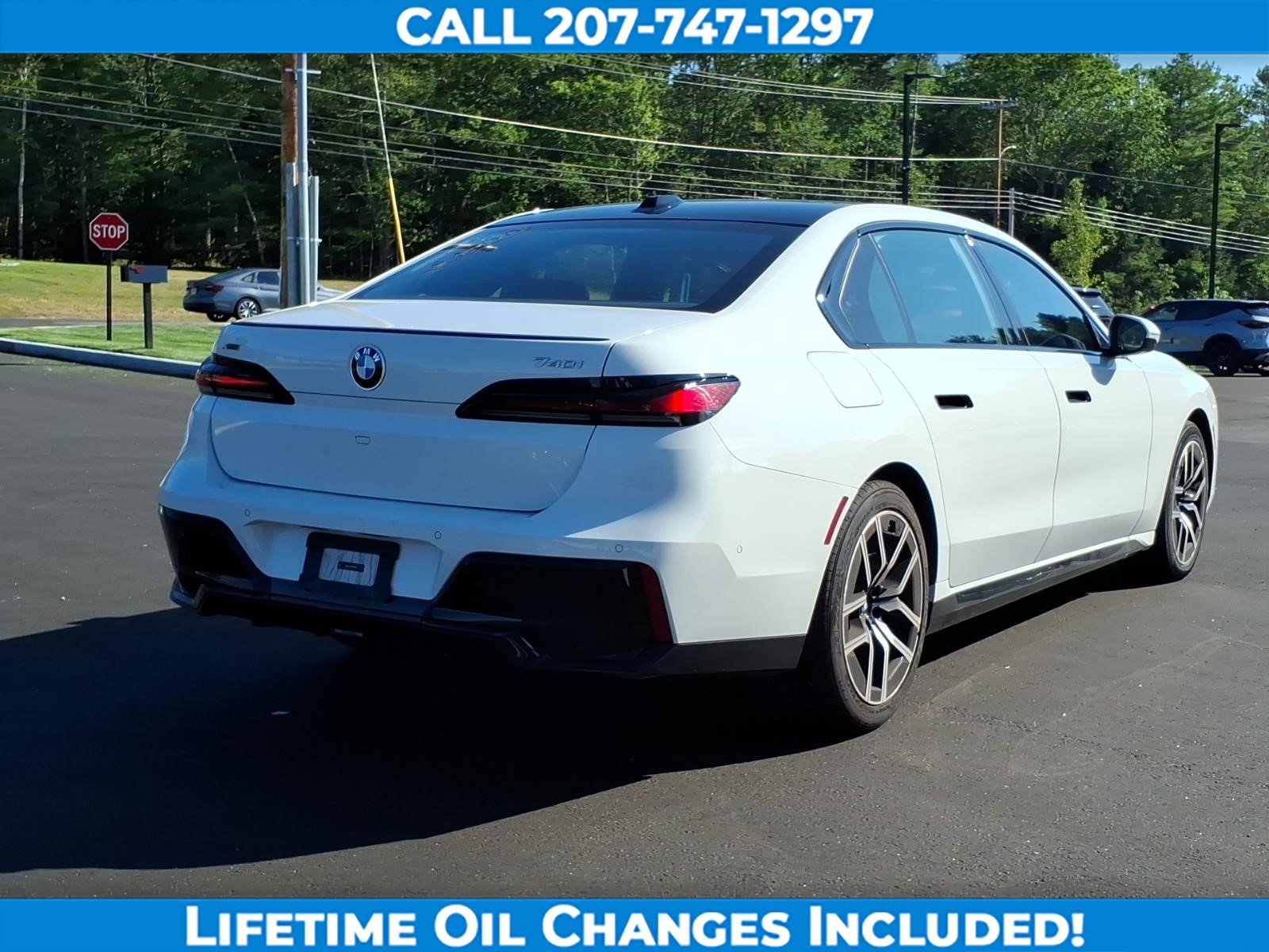 Used 2026 BMW 740i xDrive AWD/4WD image 5