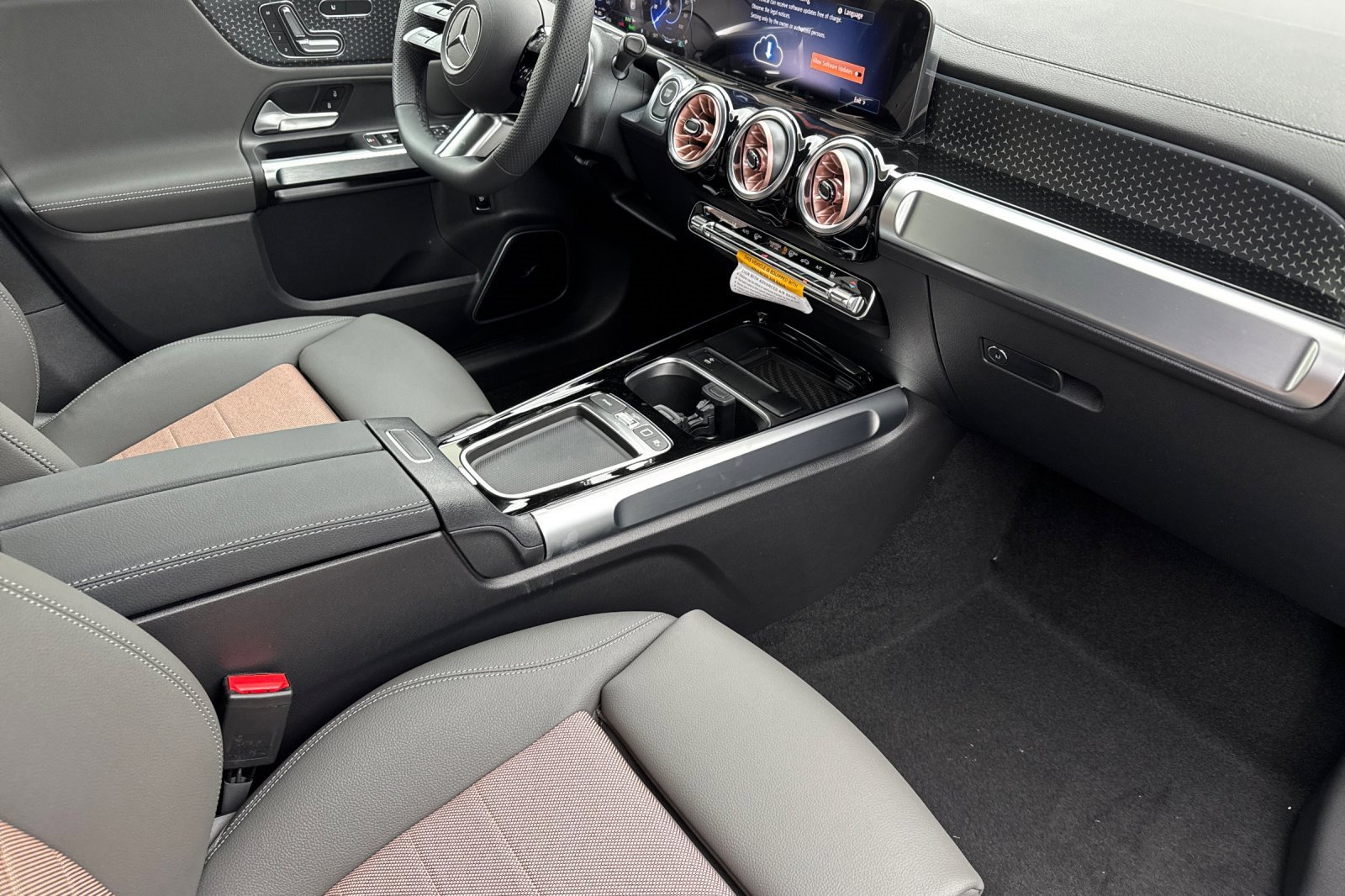 New 2025 Mercedes-Benz EQB 350 4MATIC SUV image 19