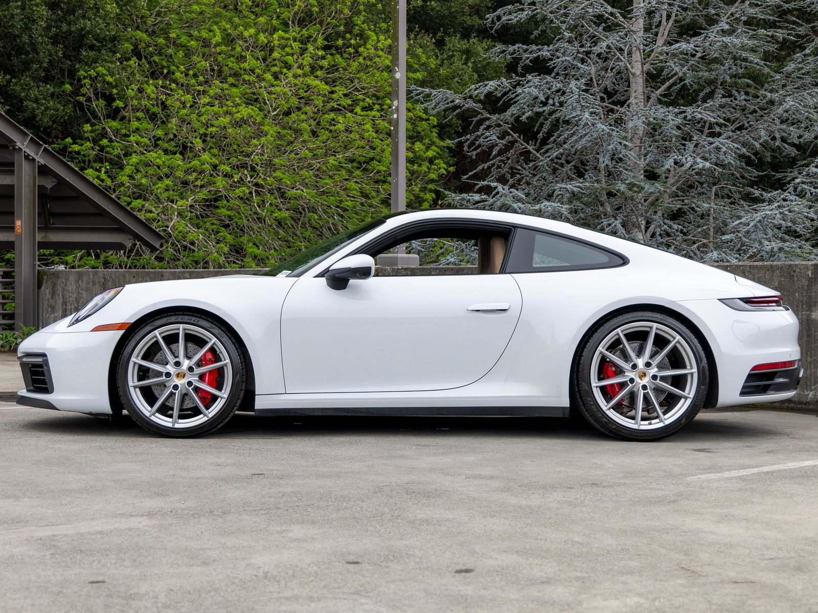 Used 2020 Porsche 911 Carrera S image 2