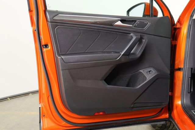 Used 2019 Volkswagen Tiguan SEL Premium image 19