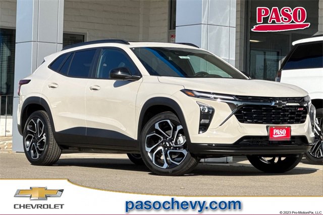 New 2026 Chevrolet Trax RS w/ Sunroof Package