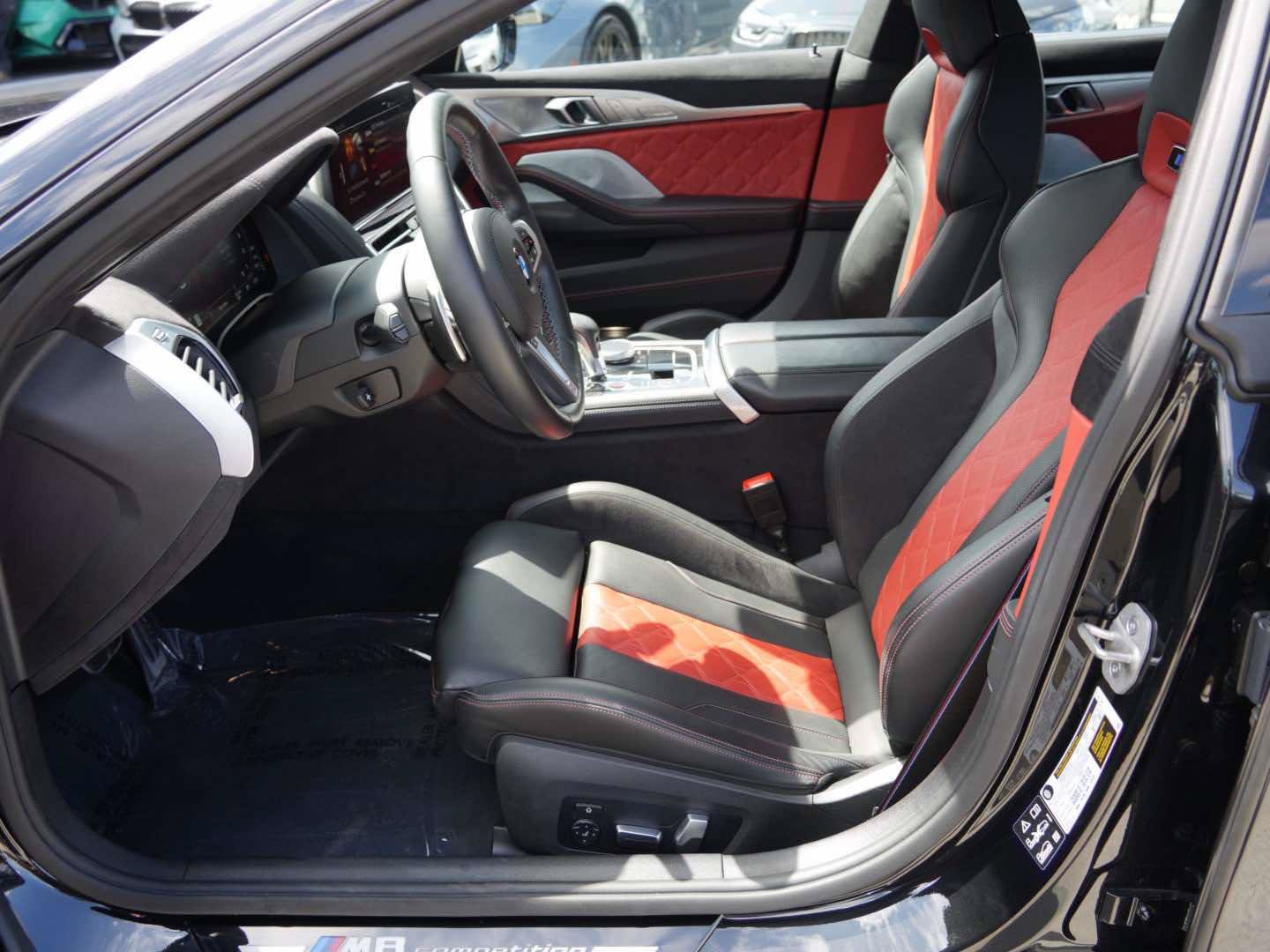 Used 2025 BMW M8 Competition w/ M Carbon Exterior Package AWD/4WD image 15