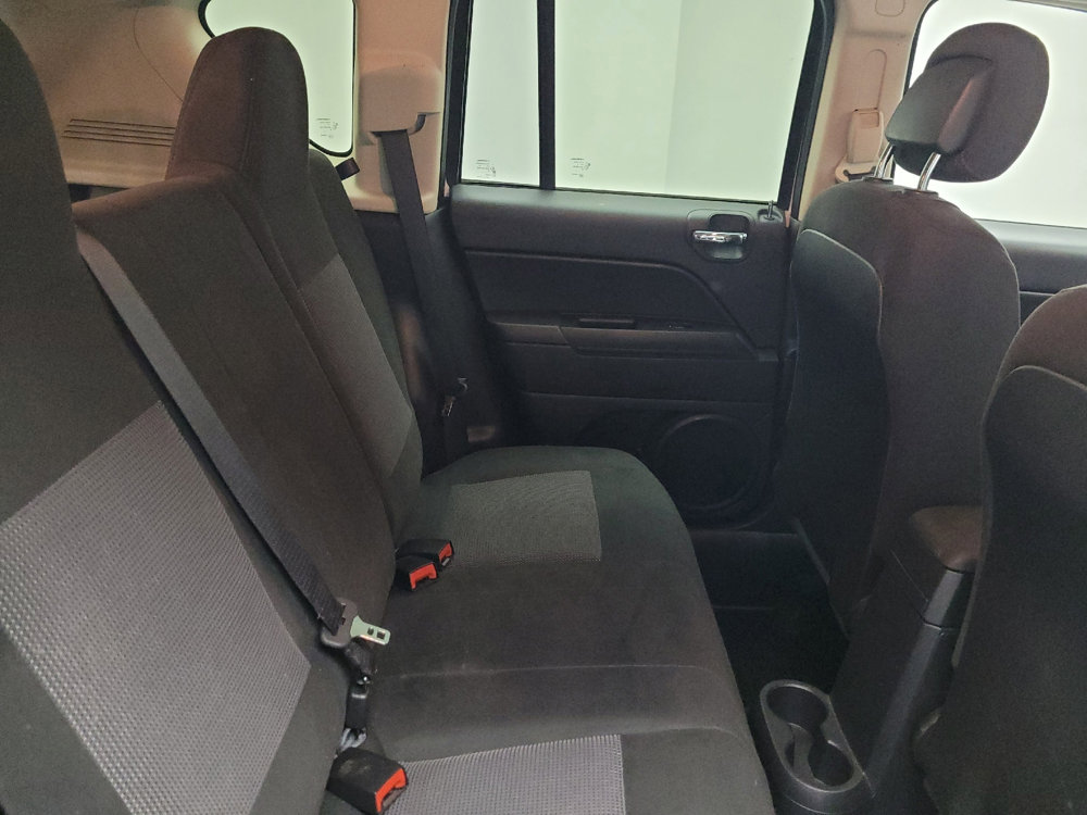 Used 2015 Jeep Compass Sport w/ Power Value Group image 19