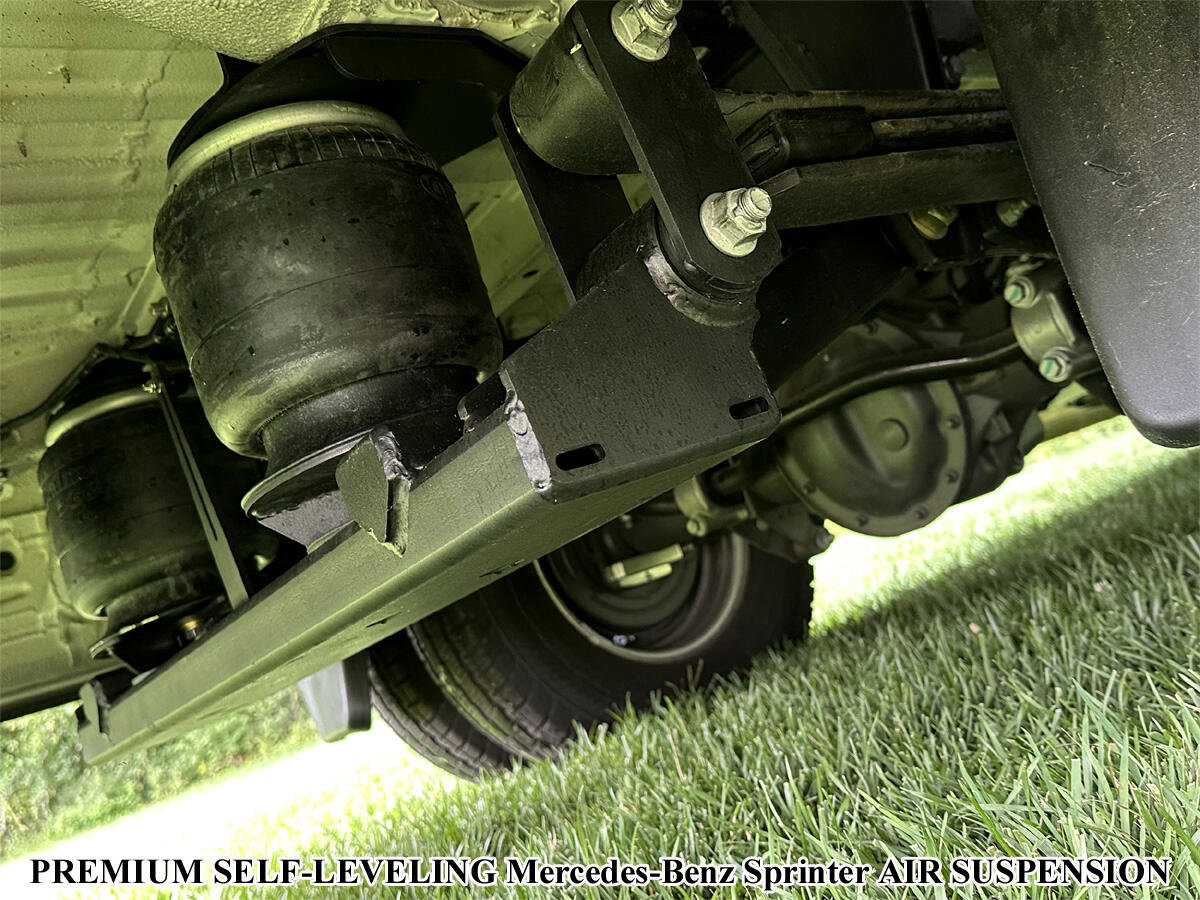 Used 2024 Mercedes-Benz Sprinter 3500 image 11