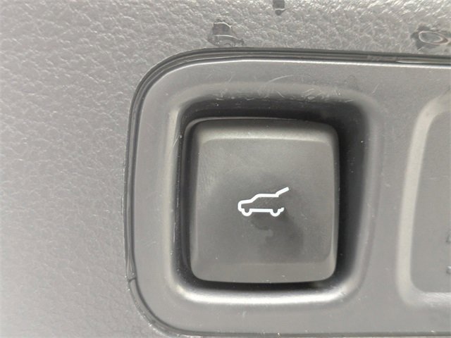 Used 2023 Ford Expedition Max Limited image 15