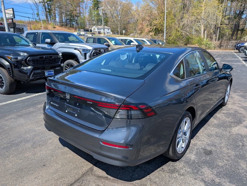 Used 2025 Honda Accord LX image 8