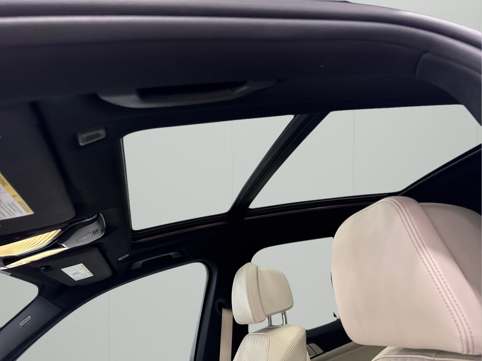 Used 2019 BMW X5 xDrive40i w/ M Sport Package image 15