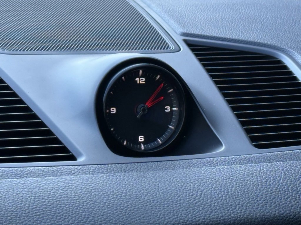 Used 2023 Porsche Cayenne image 17