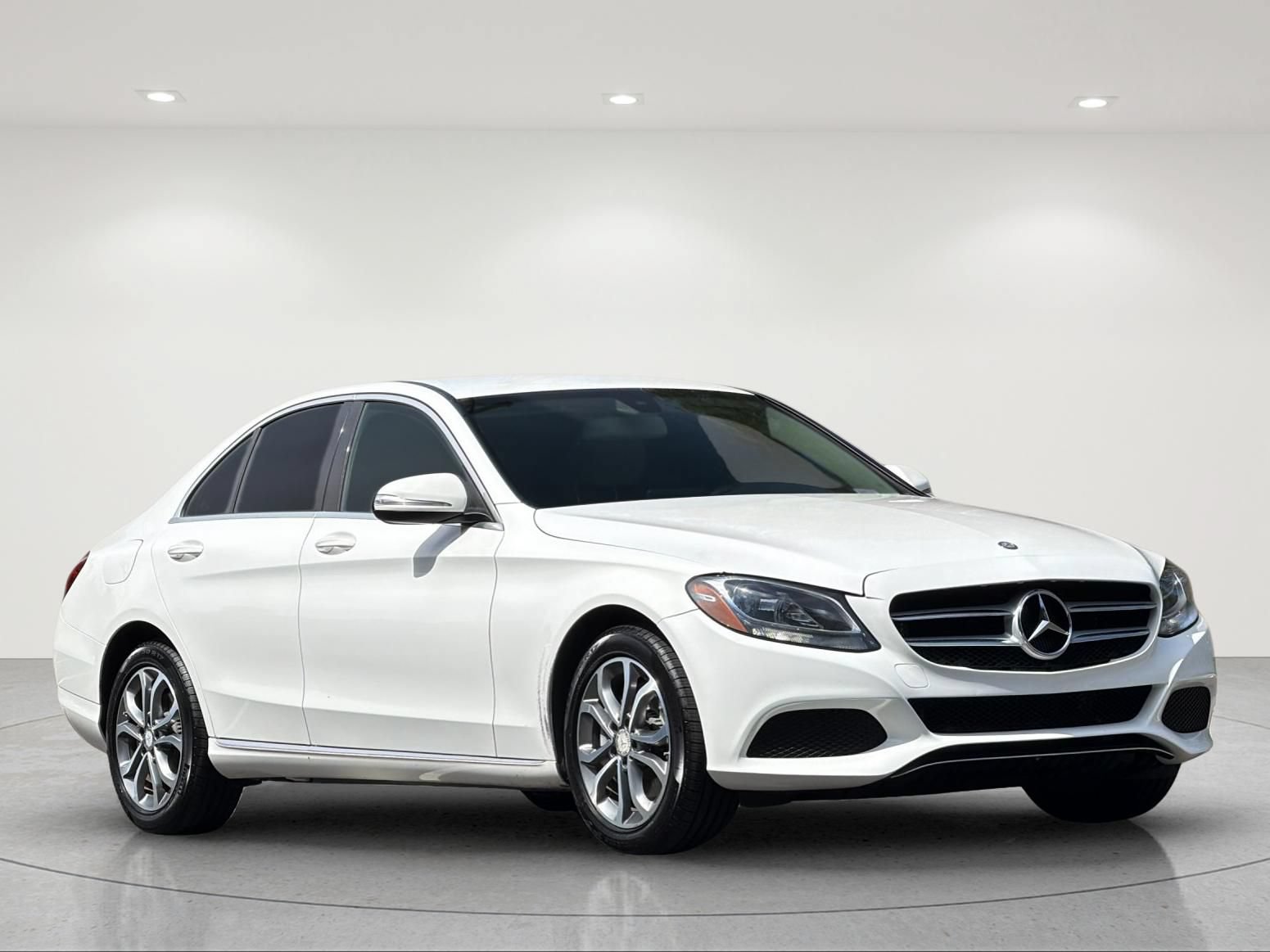 Used 2015 Mercedes-Benz C 300 4MATIC Sedan image 7