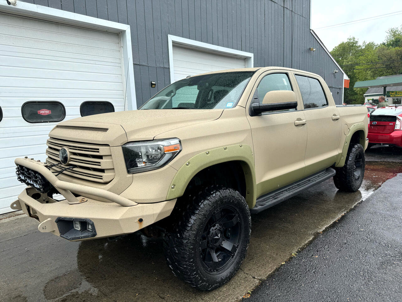 Used 2018 Toyota Tundra Limited image 1