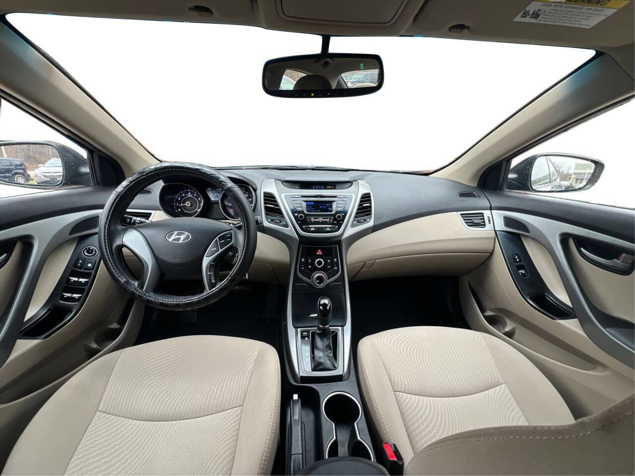 Used 2016 Hyundai Elantra SE image 20