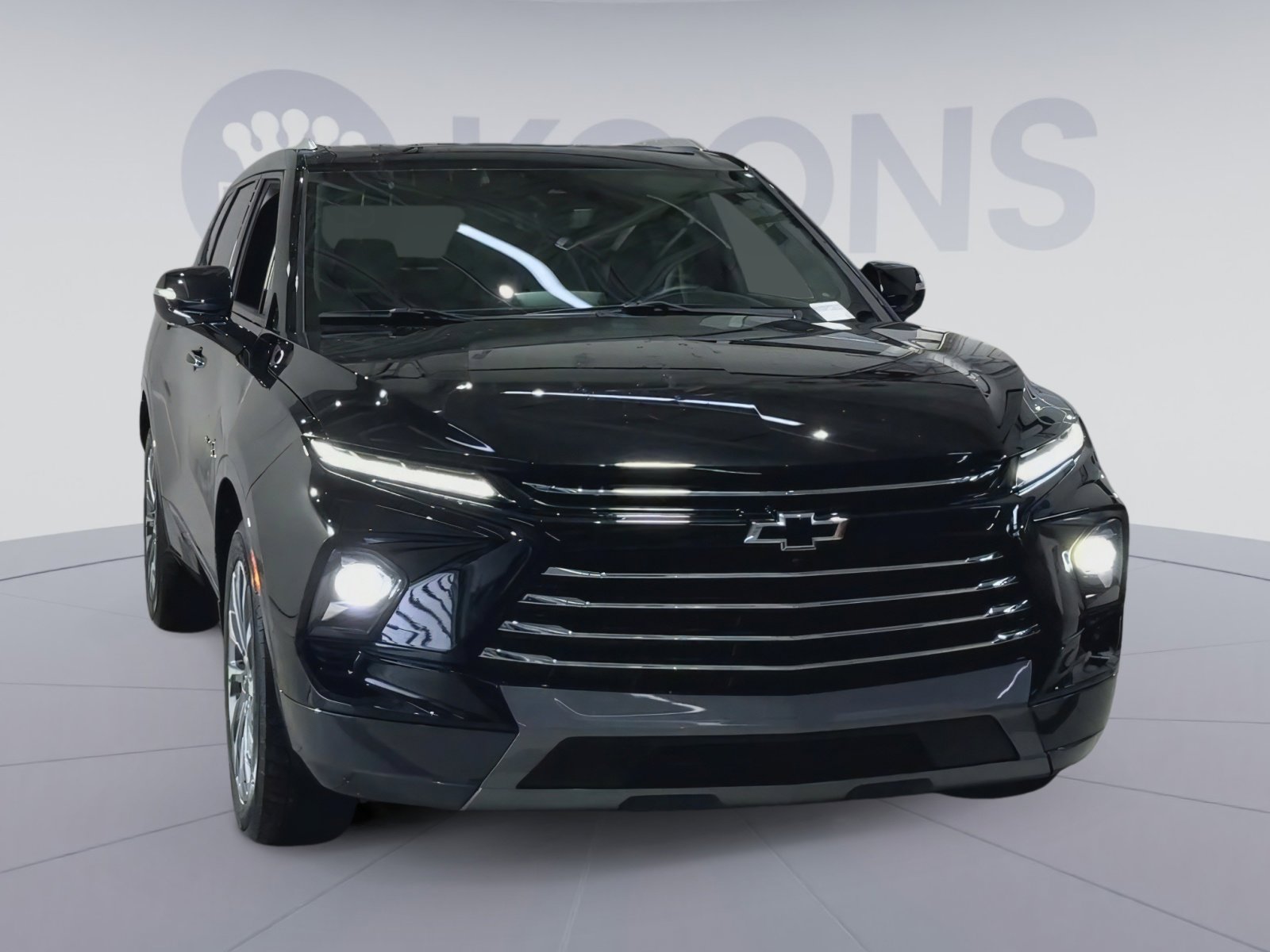 Used 2023 Chevrolet Blazer Premier w/ Driver Confidence II Package image 4