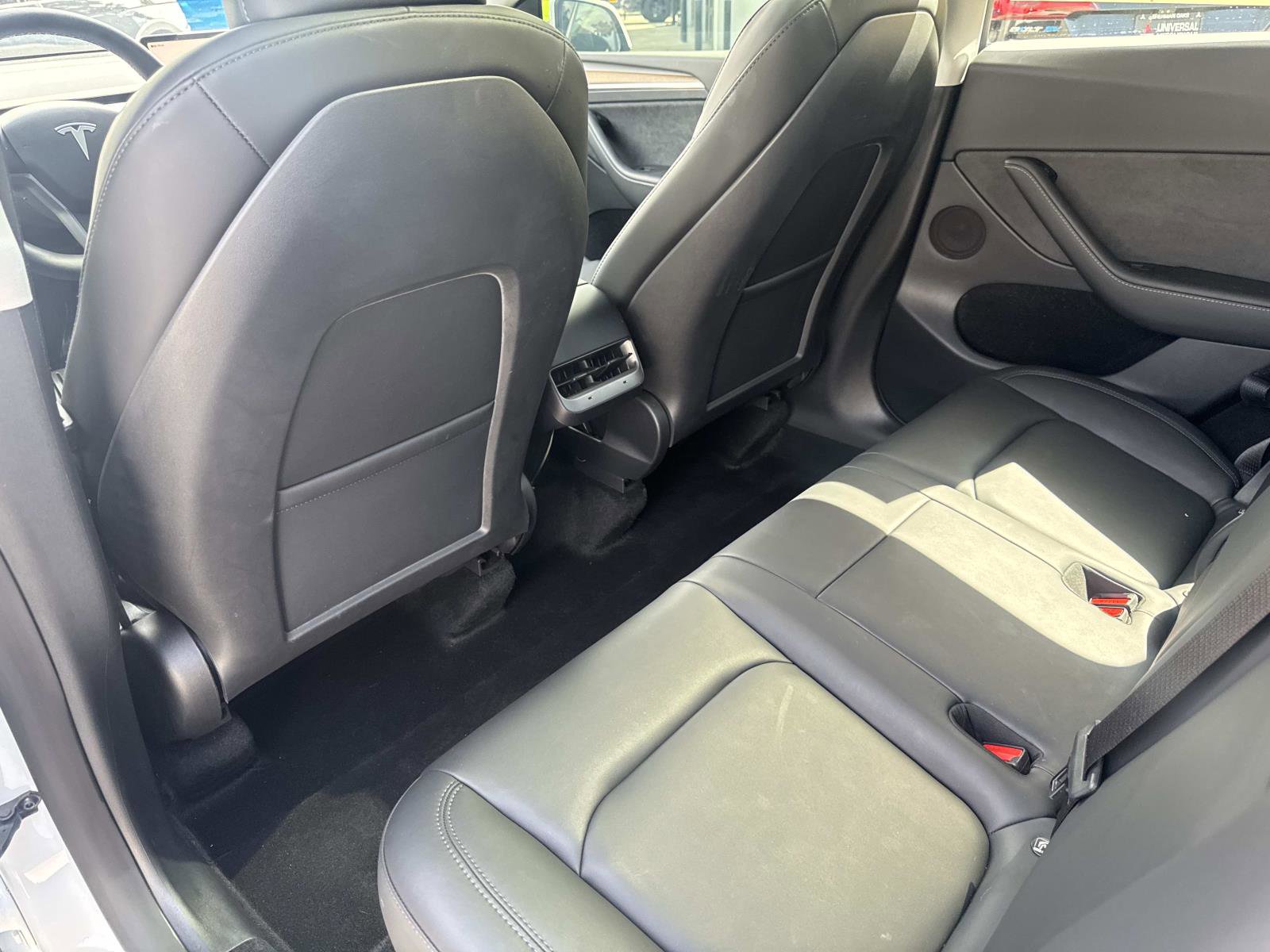 Used 2023 Tesla Model Y Performance AWD/4WD image 8