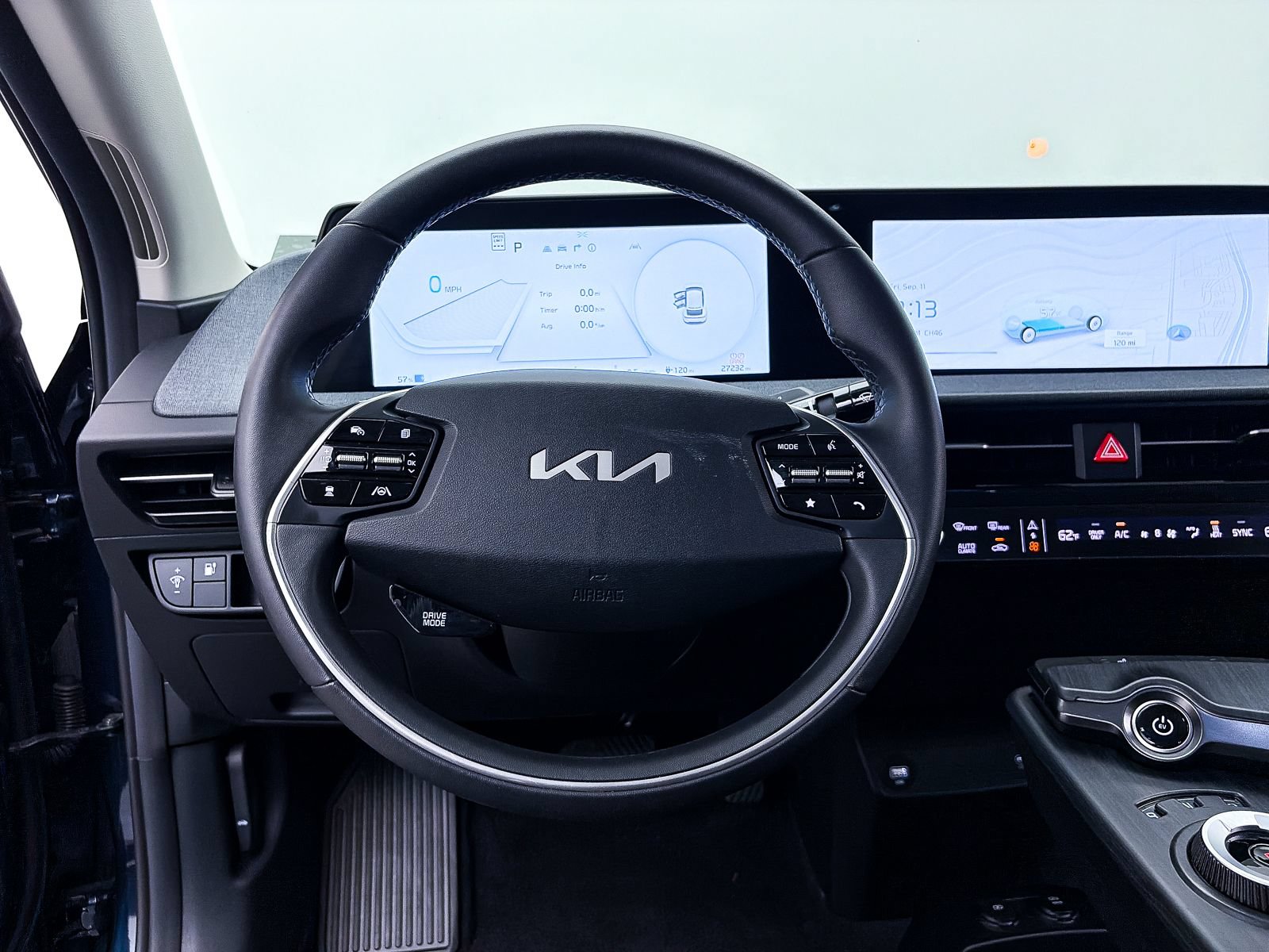 Certified 2024 Kia EV6 Light RWD image 32
