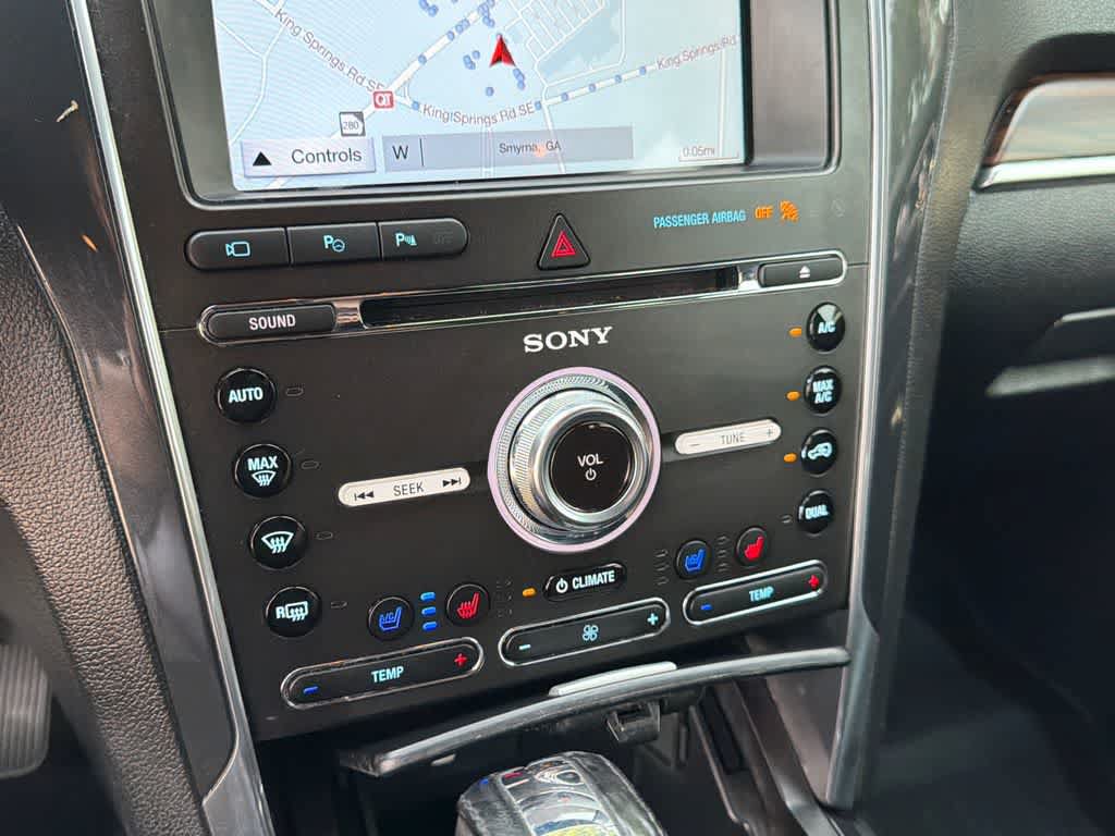 Used 2017 Ford Explorer Limited w/ Equipment Group 301A FWD image 29