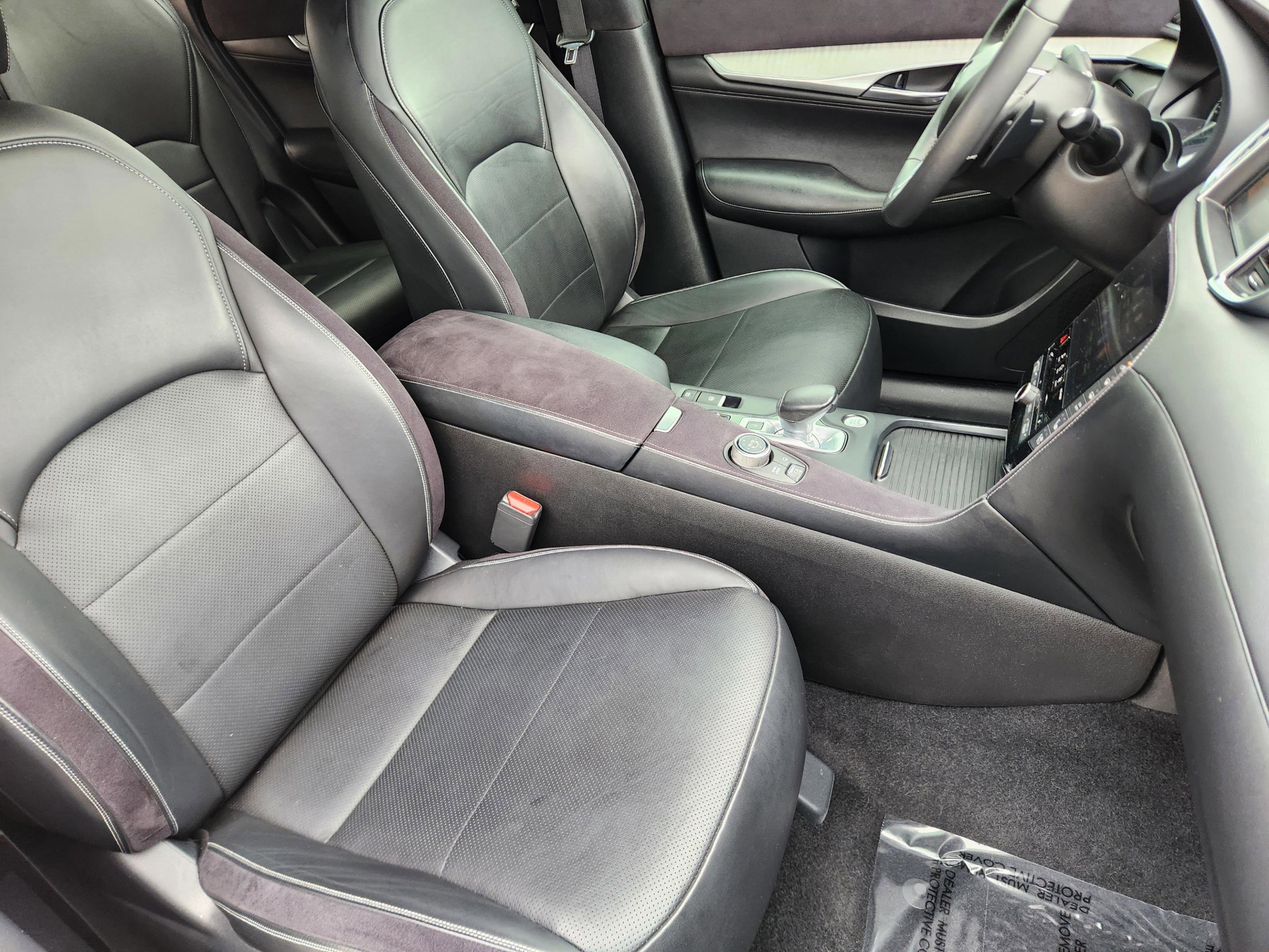 Used 2019 INFINITI QX50 Essential w/ Sensory Package FWD image 6