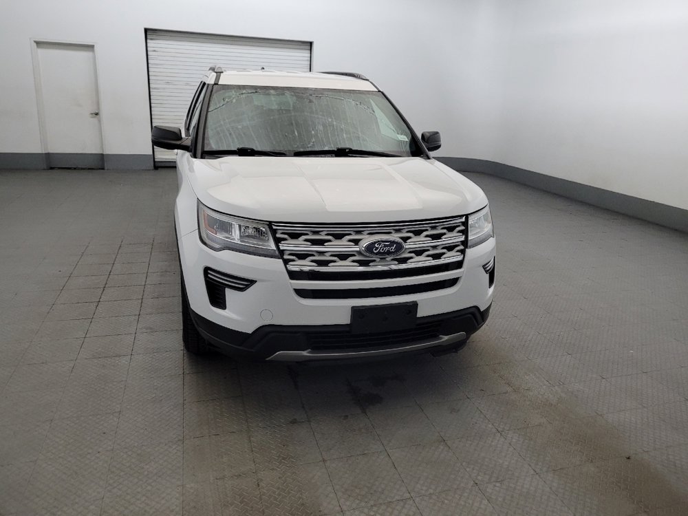 Used 2018 Ford Explorer XLT AWD/4WD image 14