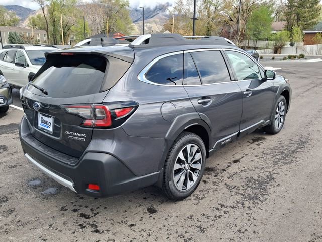 Used 2023 Subaru Outback Touring XT image 3