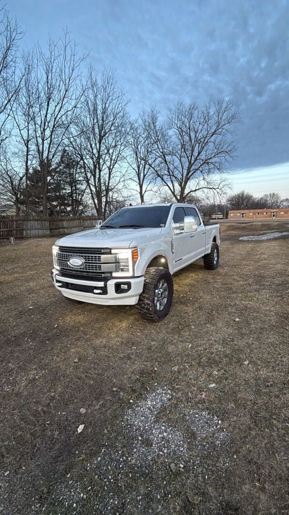 Used 2019 Ford F250 Lariat w/ Chrome Package AWD/4WD image 7