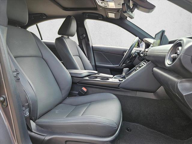 Used 2024 Lexus IS 300 w/ Premium Package RWD image 21