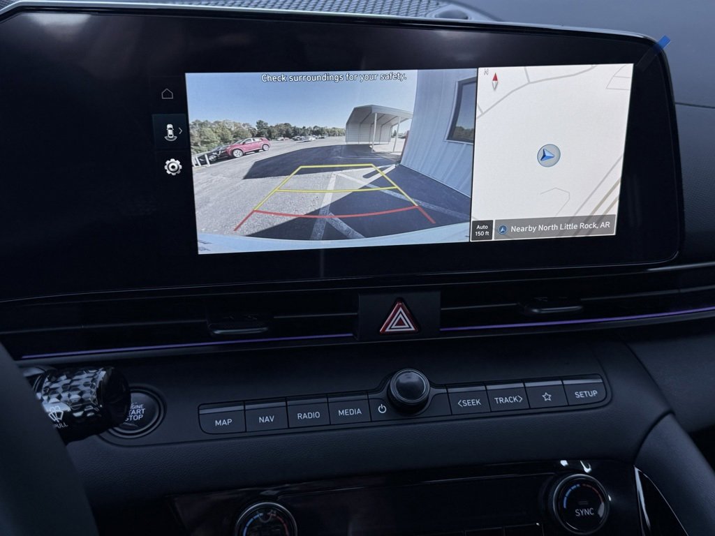 New 2025 Hyundai Elantra SEL image 15